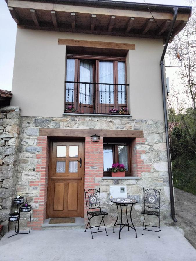 El Arniu Cangas de Onís Exterior foto